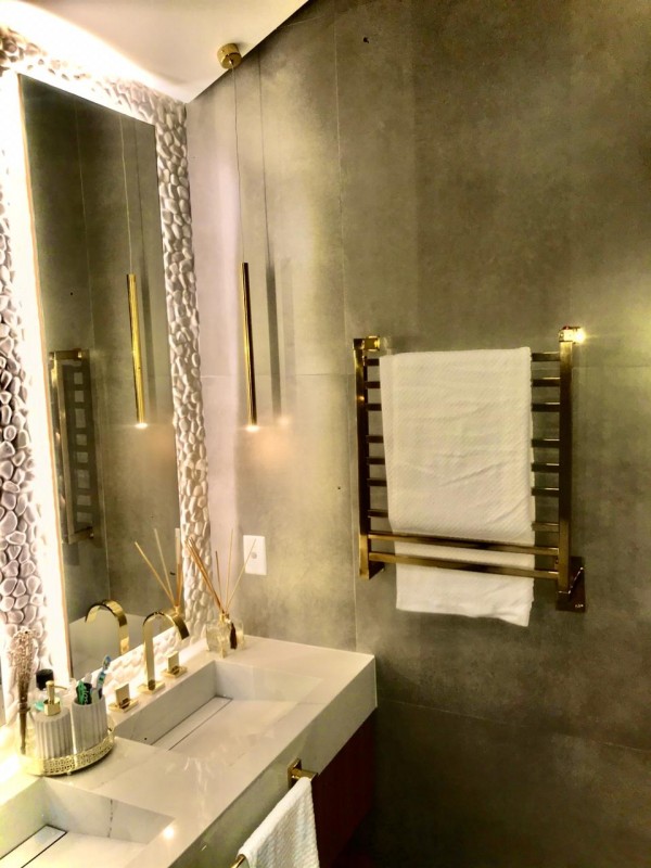Aquecedor De Toalhas Aquece Luxo Dourado Claro Clean